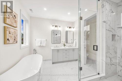 63 Brian Boulevard, Hamilton (Waterdown), ON - Indoor Photo Showing Bathroom