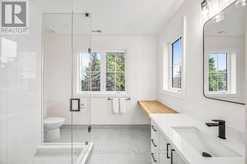 63 Brian Boulevard, Hamilton (Waterdown), ON - Indoor Photo Showing Bathroom