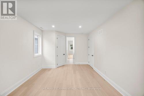 63 Brian Boulevard, Hamilton (Waterdown), ON - Indoor Photo Showing Other Room