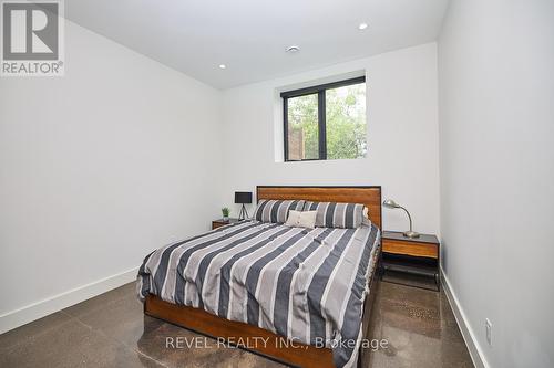 1508 Gregory Road, St. Catharines, ON - Indoor Photo Showing Bedroom