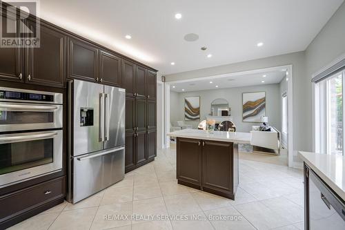 100 Bayhampton Drive, Brampton (Vales Of Castlemore), ON - Indoor Photo Showing Kitchen With Stainless Steel Kitchen With Upgraded Kitchen