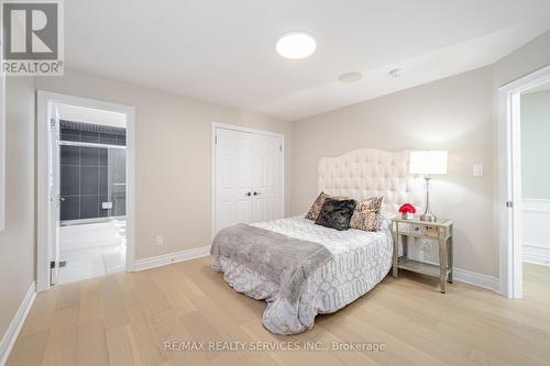 100 Bayhampton Drive, Brampton (Vales Of Castlemore), ON - Indoor Photo Showing Bedroom