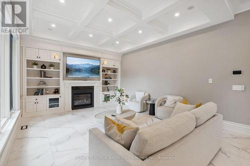 125 Munro Boulevard, Toronto (St. Andrew-Windfields), ON - Indoor Photo Showing Living Room With Fireplace