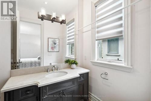 125 Munro Boulevard, Toronto (St. Andrew-Windfields), ON - Indoor Photo Showing Bathroom