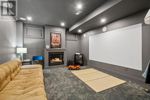 125 Munro Boulevard, Toronto (St. Andrew-Windfields), ON - Indoor With Fireplace