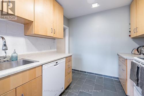 462&464 Sammon Avenue, Toronto (Danforth Village-East York), ON - Indoor Photo Showing Laundry Room