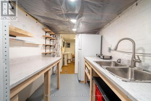 462&464 Sammon Avenue, Toronto (Danforth Village-East York), ON - Indoor Photo Showing Kitchen With Double Sink