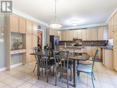 23 Sunset Ridge, Vaughan (Sonoma Heights), ON - Indoor Photo Showing Dining Room