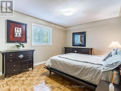 23 Sunset Ridge, Vaughan (Sonoma Heights), ON - Indoor Photo Showing Bedroom