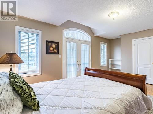 23 Sunset Ridge, Vaughan (Sonoma Heights), ON - Indoor Photo Showing Bedroom