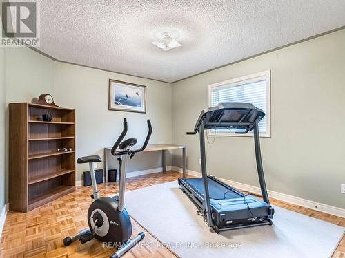 23 Sunset Ridge, Vaughan (Sonoma Heights), ON - Indoor Photo Showing Gym Room