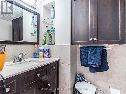 23 Sunset Ridge, Vaughan (Sonoma Heights), ON - Indoor Photo Showing Bathroom