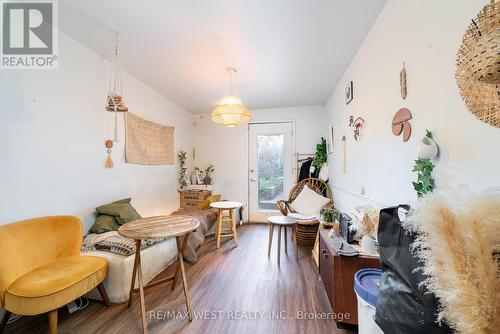 135 Ossington Avenue, Toronto (Trinity-Bellwoods), ON 