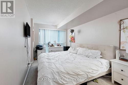 302 - 230 King Street E, Toronto (Moss Park), ON - Indoor Photo Showing Bedroom