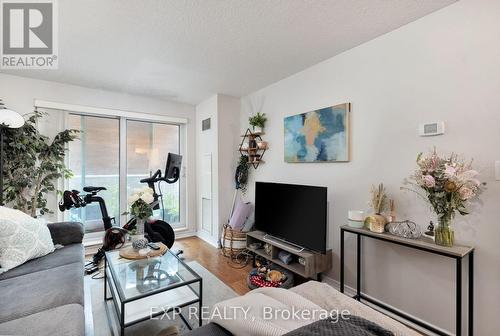 302 - 230 King Street E, Toronto (Moss Park), ON - Indoor Photo Showing Living Room