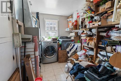 2211 Front Road, Lasalle, ON - Indoor Photo Showing Laundry Room