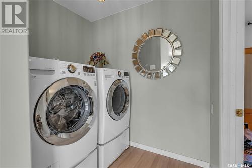 14 Mallard Cove, Big Shell, SK - Indoor Photo Showing Laundry Room