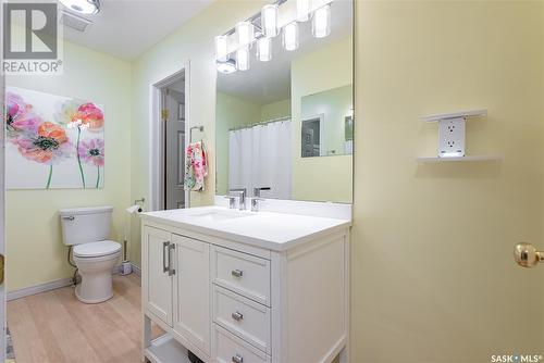 14 Mallard Cove, Big Shell, SK - Indoor Photo Showing Bathroom