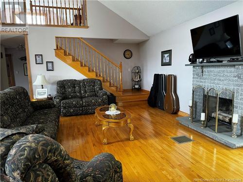 3763 205 Route, Saint-François-De-Madawaska, NB - Indoor Photo Showing Living Room With Fireplace