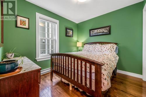 117 Hayward Avenue, St. John'S, NL - Indoor Photo Showing Bedroom