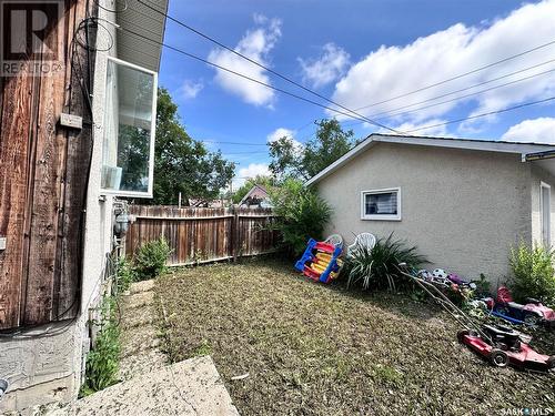 1265 Argyle Street, Regina, SK - Outdoor