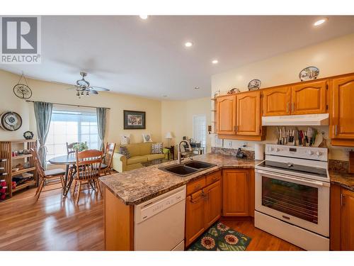 9800 Turner Street Unit# 55, Summerland, BC - Indoor Photo Showing Kitchen With Double Sink