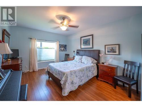 9800 Turner Street Unit# 55, Summerland, BC - Indoor Photo Showing Bedroom