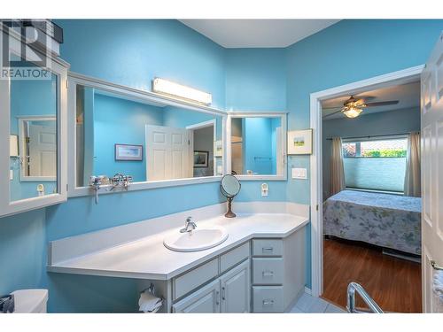 9800 Turner Street Unit# 55, Summerland, BC - Indoor Photo Showing Bathroom