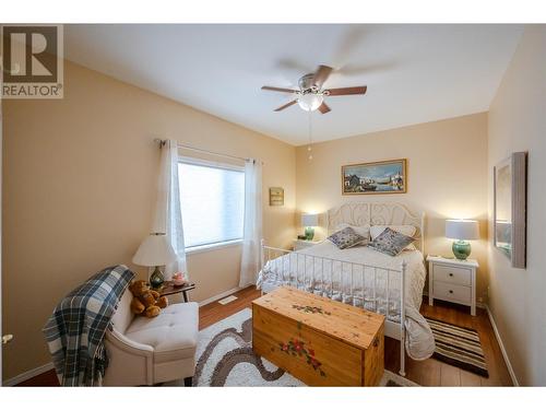 9800 Turner Street Unit# 55, Summerland, BC - Indoor Photo Showing Bedroom