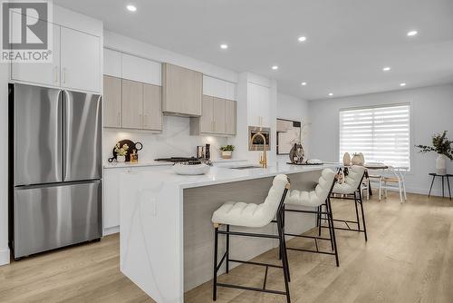 5300 Main Street Unit# 106, Kelowna, BC - Indoor Photo Showing Kitchen With Upgraded Kitchen