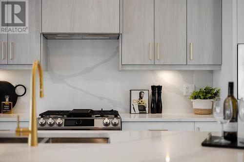 5300 Main Street Unit# 106, Kelowna, BC - Indoor Photo Showing Kitchen