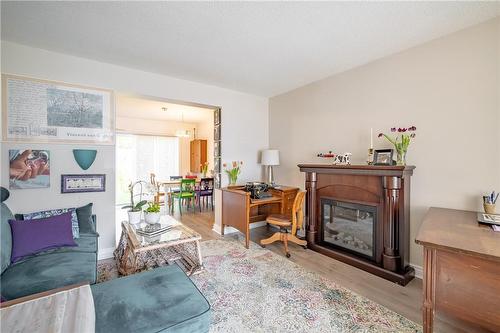 275 Pelham Road|Unit #3, St. Catharines, ON - Indoor Photo Showing Living Room With Fireplace