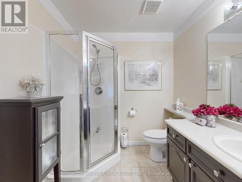 32 Niagara Trail, Clarington, ON - Indoor Photo Showing Bathroom