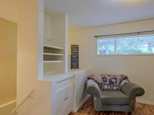 11091 Eva Road, Lake Country, BC - Indoor Photo Showing Laundry Room