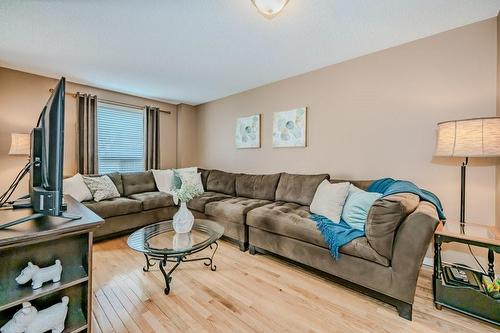 hardwood flooring - 565 Rymal Road E|Unit #43, Hamilton, ON - Indoor Photo Showing Living Room