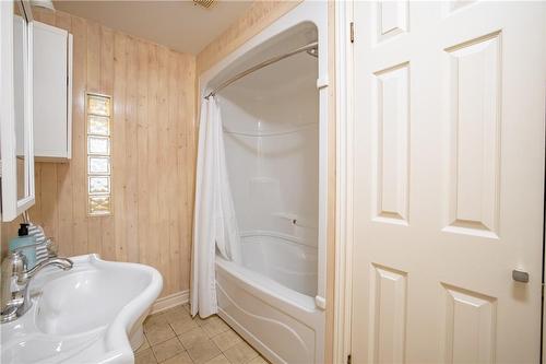 11261 Harbourview Road, Wainfleet, ON - Indoor Photo Showing Bathroom