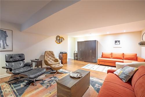 11261 Harbourview Road, Wainfleet, ON - Indoor Photo Showing Living Room