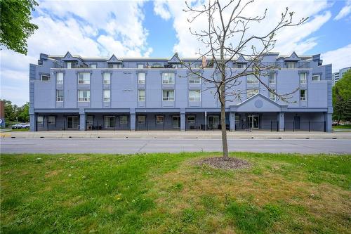 Exterior - 400 York Boulevard|Unit #201, Hamilton, ON - Outdoor With Facade