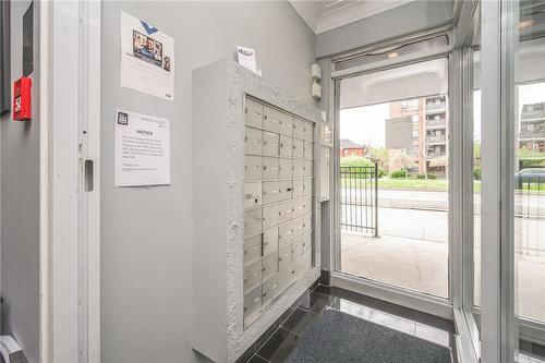 Entranceway - 400 York Boulevard|Unit #201, Hamilton, ON - Indoor Photo Showing Other Room