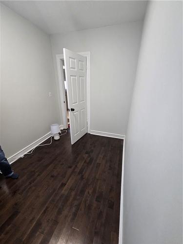 97 East 24Th Street|Unit #Upper, Hamilton, ON - Indoor Photo Showing Other Room