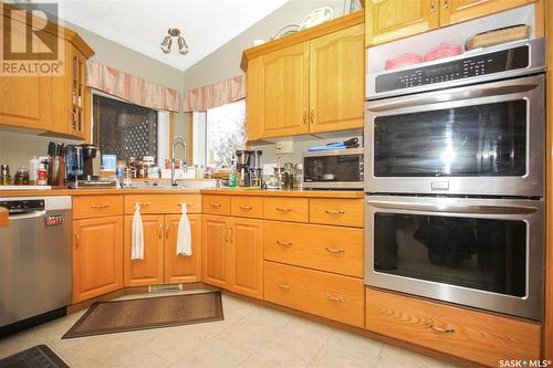 720 Slater Crescent, Martensville, SK - Indoor Photo Showing Kitchen With Double Sink
