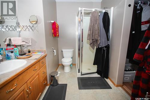 720 Slater Crescent, Martensville, SK - Indoor Photo Showing Bathroom