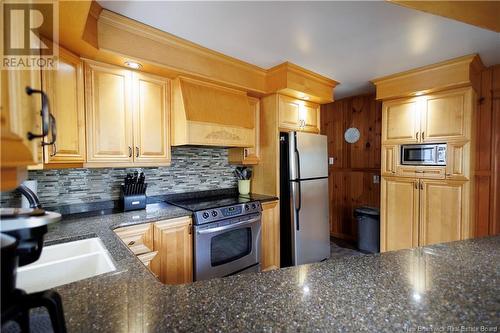 823 Sutherland Brook Road, Dsl De Drummond/Dsl Of Drummond, NB - Indoor Photo Showing Kitchen With Double Sink