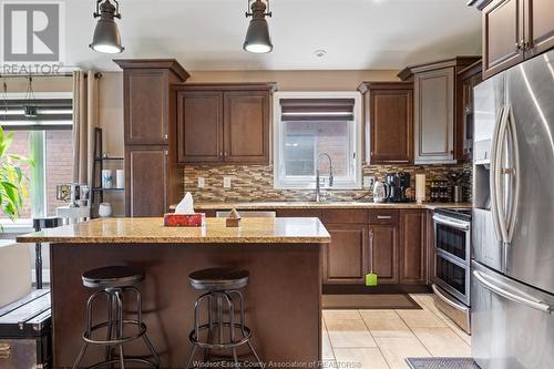 1172 Kassas, Lasalle, ON - Indoor Photo Showing Kitchen With Upgraded Kitchen