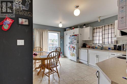 8 Eakins Crescent, Kawartha Lakes, ON - Indoor Photo Showing Kitchen With Double Sink