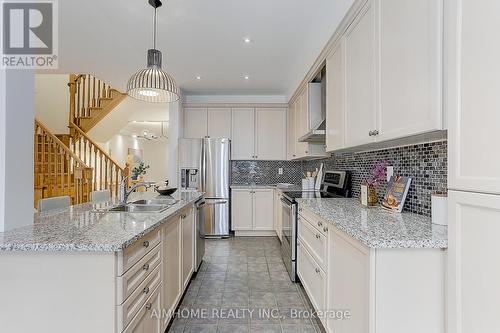 203 Angus Glen Boulevard, Markham, ON - Indoor Photo Showing Kitchen With Double Sink With Upgraded Kitchen