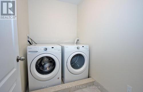 1200 Peelar Crescent, Innisfil, ON - Indoor Photo Showing Laundry Room