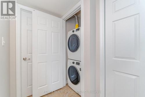 412 - 1350 Main Street E, Milton, ON - Indoor Photo Showing Laundry Room