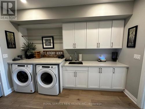 59 Waywell Street, Whitby, ON - Indoor Photo Showing Laundry Room