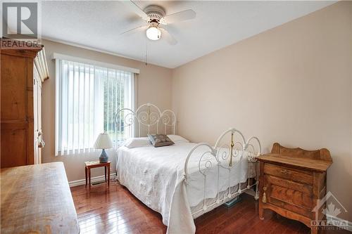 7442 Mitch Owens Road, Ottawa, ON - Indoor Photo Showing Bedroom